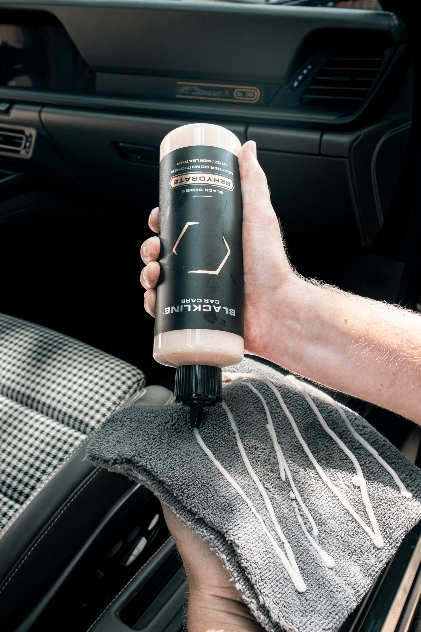 BLACKLINE® REHYDRATE LEATHER CONDITIONER - elpanikueado