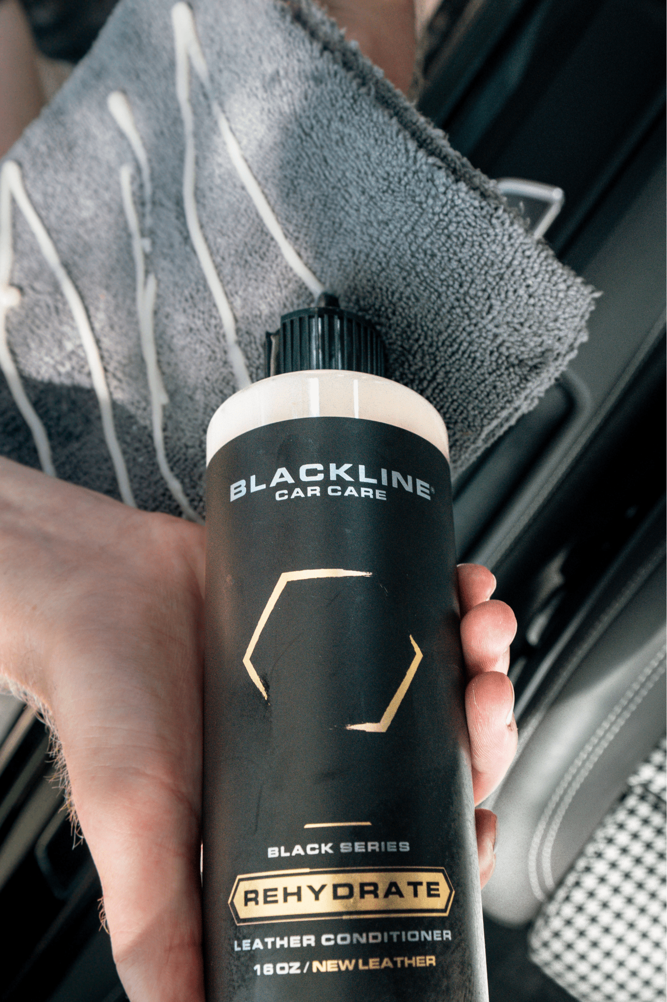 BLACKLINE® REHYDRATE LEATHER CONDITIONER - elpanikueado